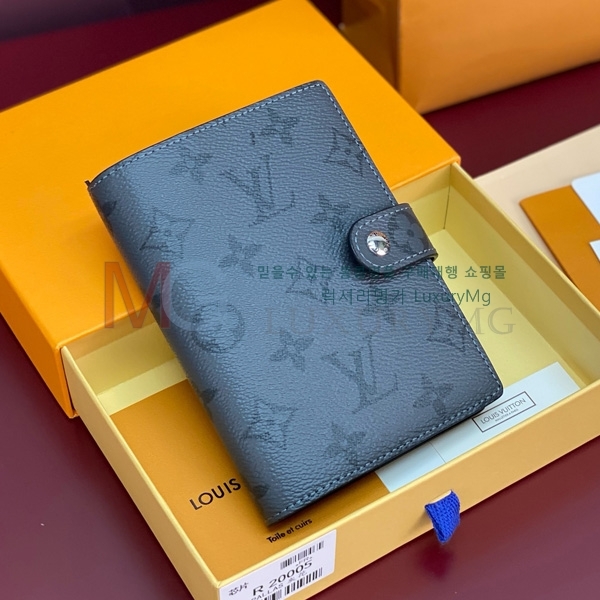 ̺ ̾    R20005-11