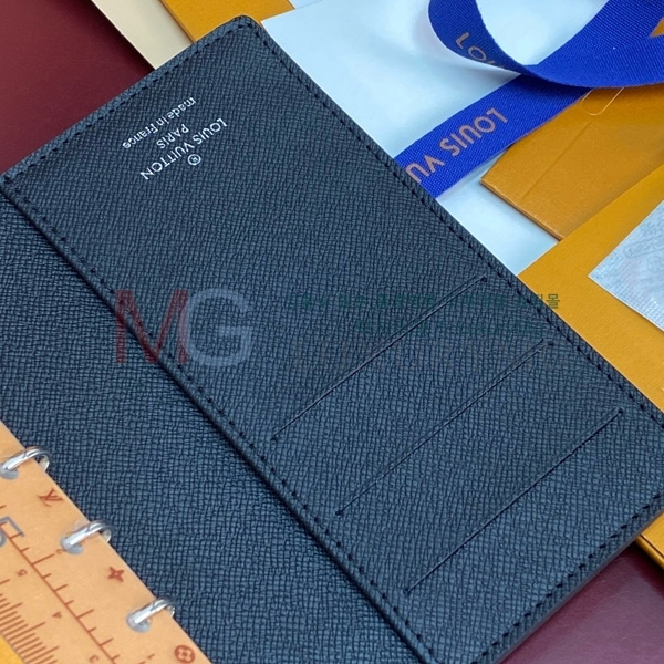 ̺ ̾    R20005-11