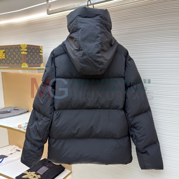  ĳٱ ٿ е CG2306863-1