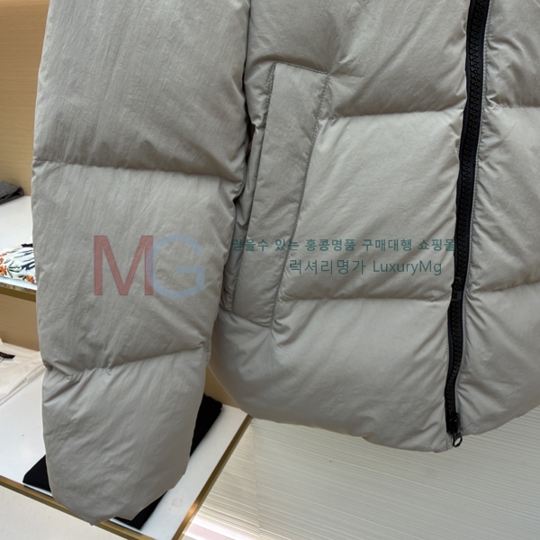  ĳٱ ٿ е CG2306863-2