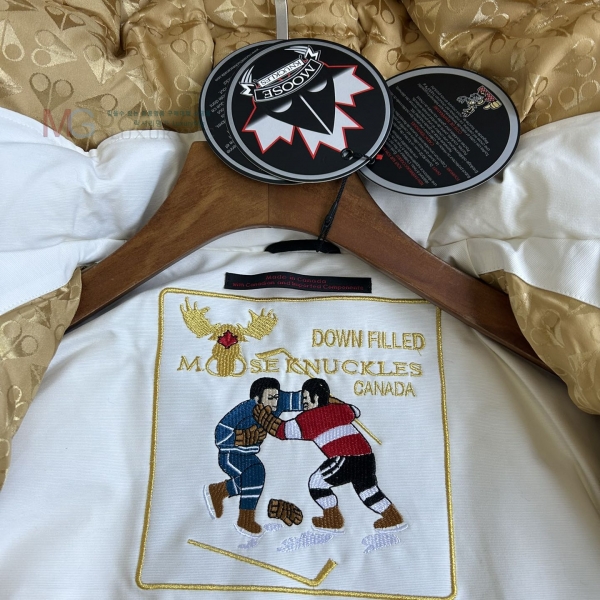  Ŭ ٿ е M68K2110252-4