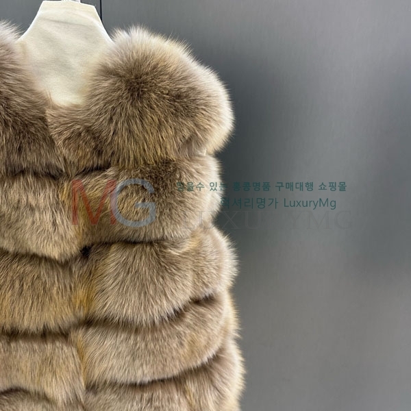   þ    FEND234008-1