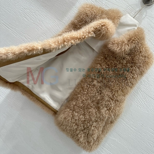  η** þ    LP23243033-1