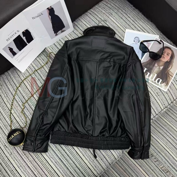  ũ Ʃ е  AU2346360-1