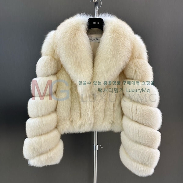   þ   DO8234077-10