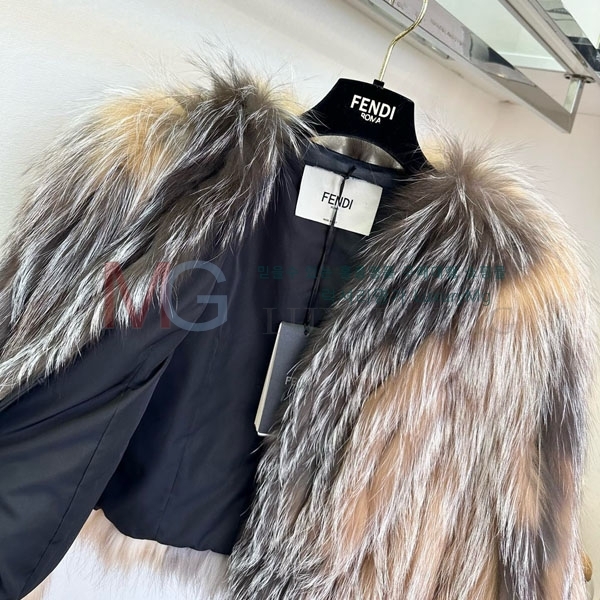   þ   FEND234507-5