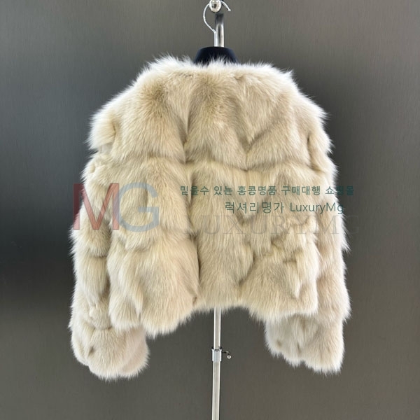   þ   DO8234077-19