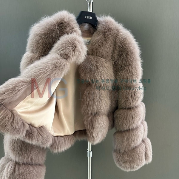   þ   DO8234077-27