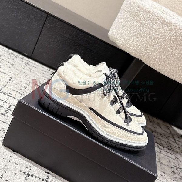  * ĳ־ Ŀ AT555032-1