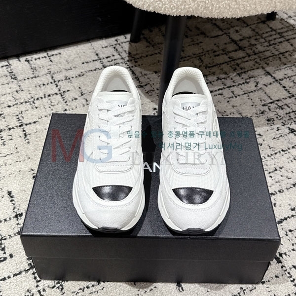  * ĳ־ Ŀ AT555033-1