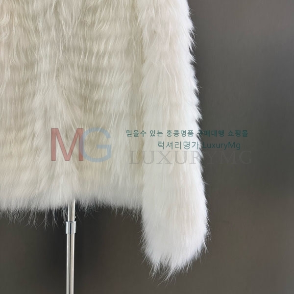   þ   DO8234077-34