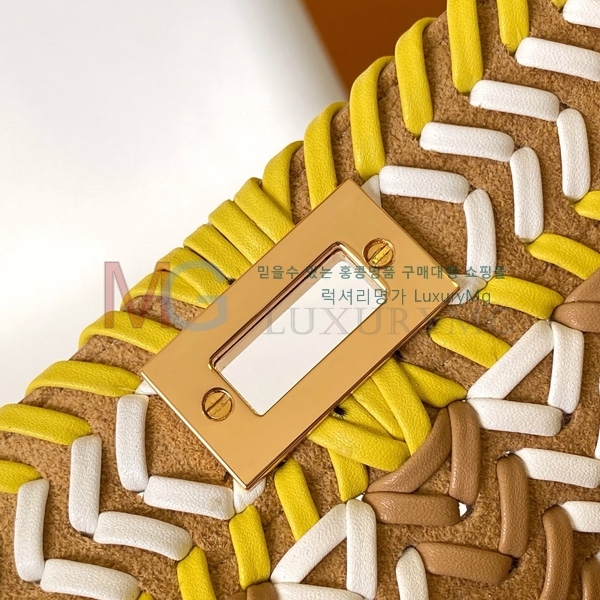  ī ̾ ڴ ̴ F0095001-2