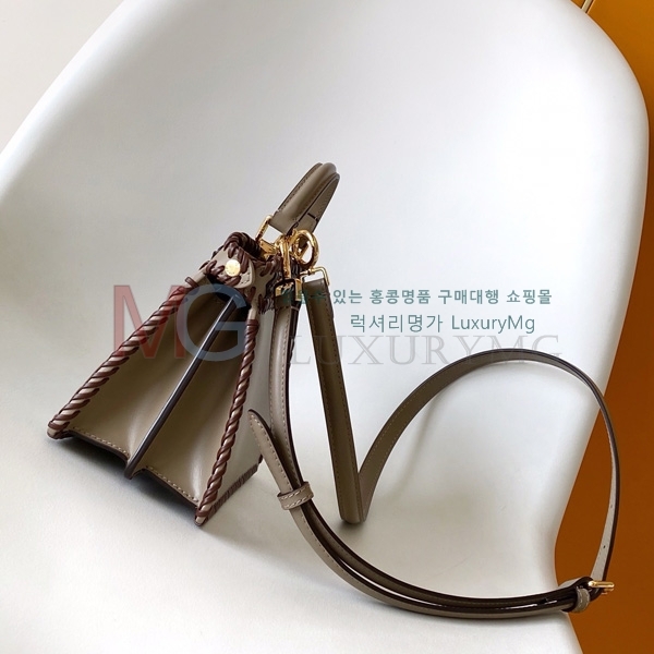  ī ̾ ڴ ̴ F0095001-4