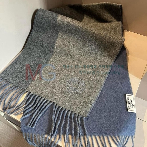 η** ÷/ī LP7168124-4