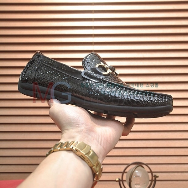  ䷹ ĳ־  FO251112-1