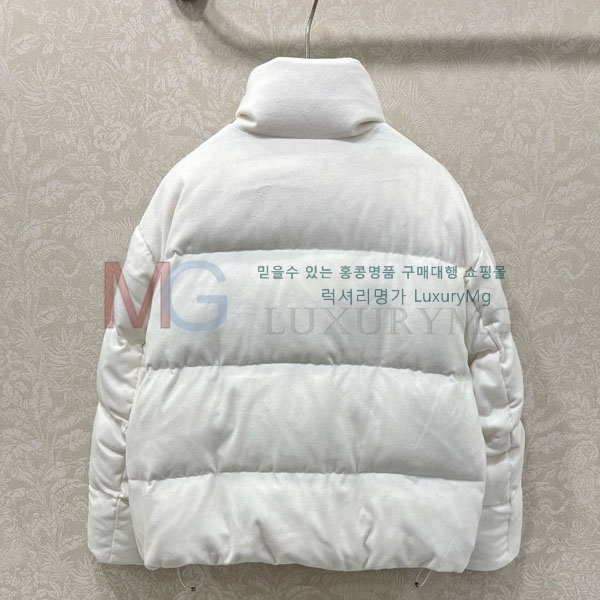  η** ٿ е LP31055-16