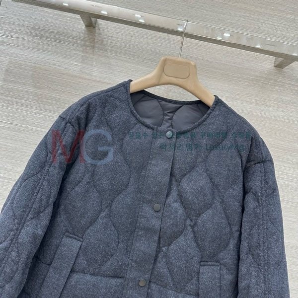  η** ٿ е LP2923022-9