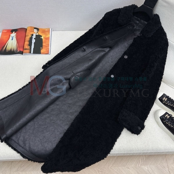  η** þ   Ʈ LP2324077-6