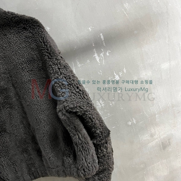  η**  þ   LP31055-17