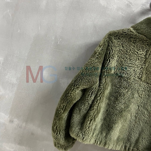  η**  þ   LP31055-18