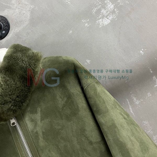  η**  þ   LP31055-18