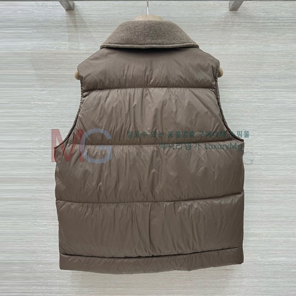  η** ٿ е  LP31055-18