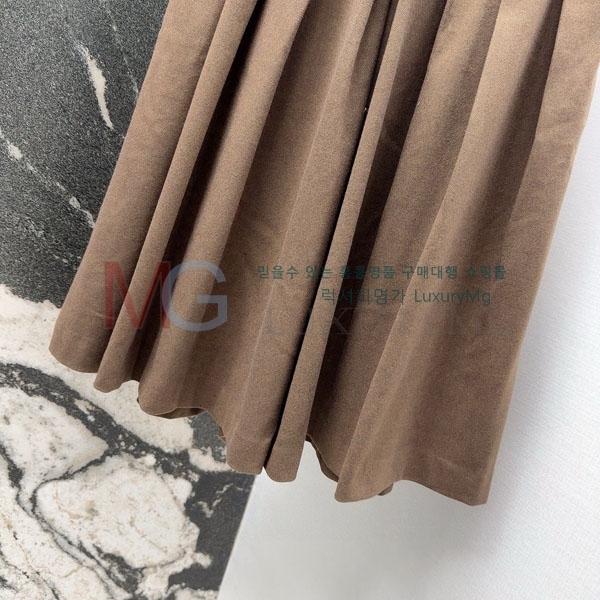  η** ġ  LP2932234-1