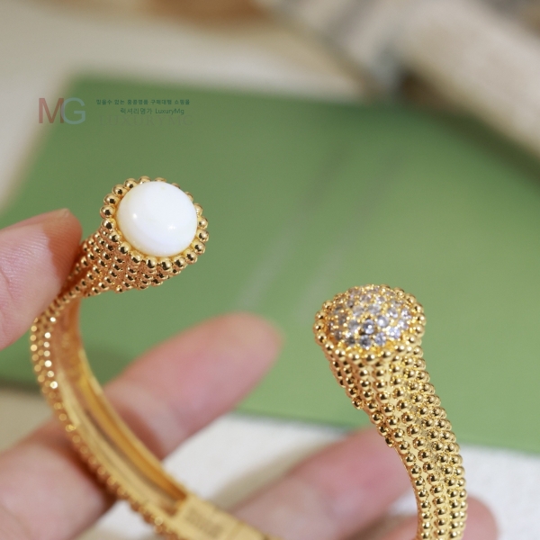 ��Ŭ���� �� ���� ���� VA45023-4