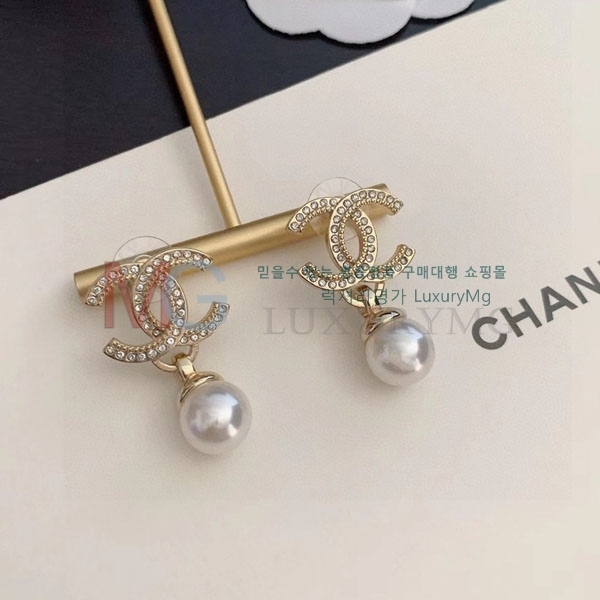 ��* �Ͱ��� CHA2324070-20