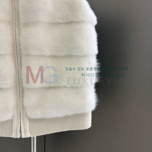  ** þ    LP562230-1