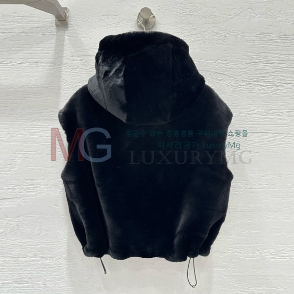   þ    PRA232402-10