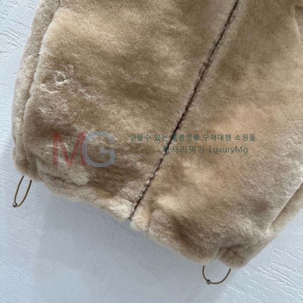   þ    PRA232402-11