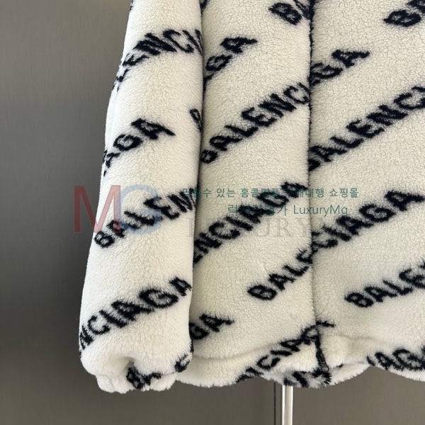  ߷þư þ   BL657868-3