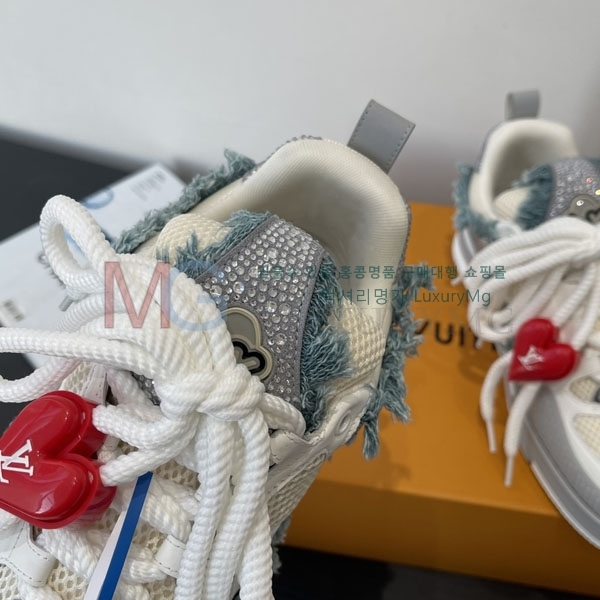  ̺ SkateĿ LV788051-2