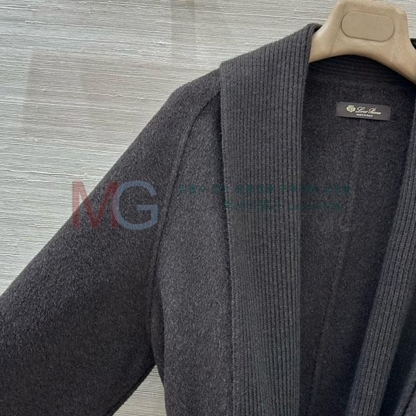  η**   Ŷ LP422564-4