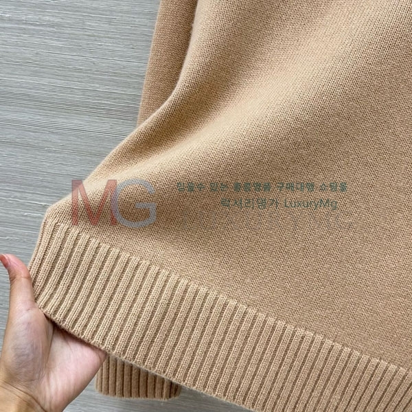 ���� �η�**�� ������ LP325677-8