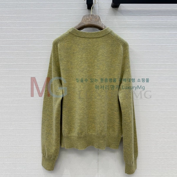 ���� �η�**�� ������ LP325677-9