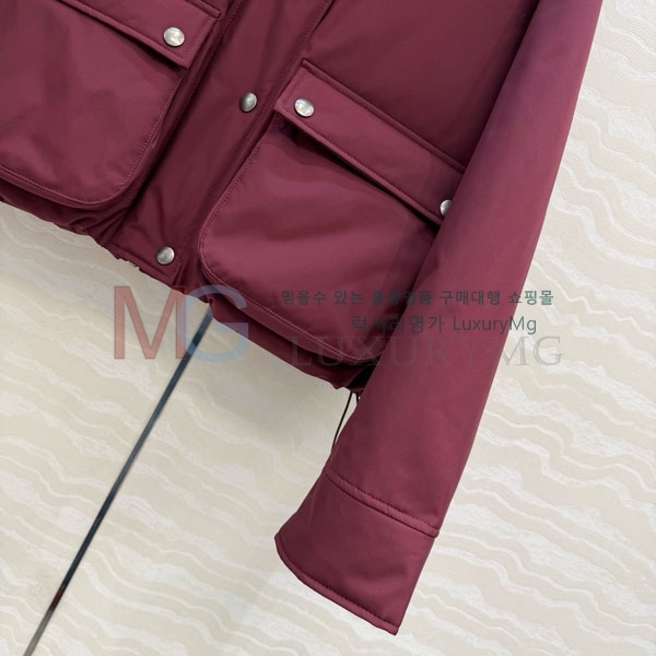  ο ٿ е  LOW234053-5