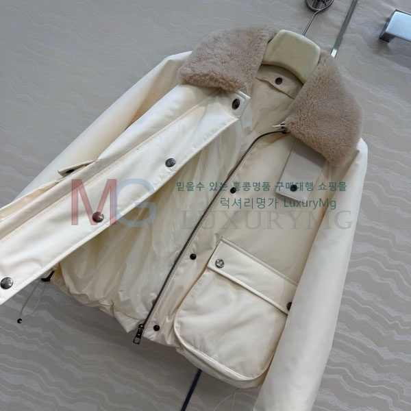  ο ٿ е  LOW234053-6