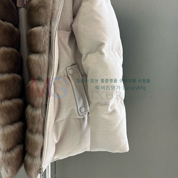  η** ٿ е LP424502-24