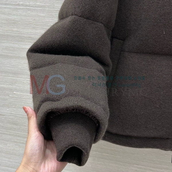 ���� �η�**�� �ٿ� �е� LP434205-2