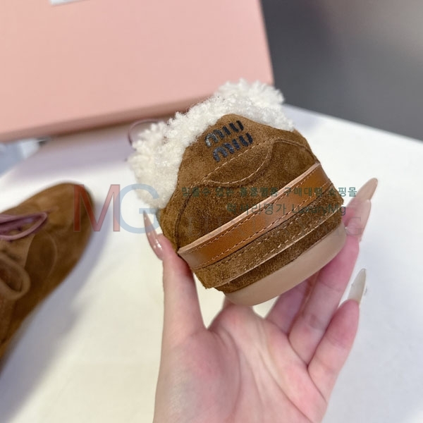 ���� �̿�̿� ����Ŀ�� MI3378923