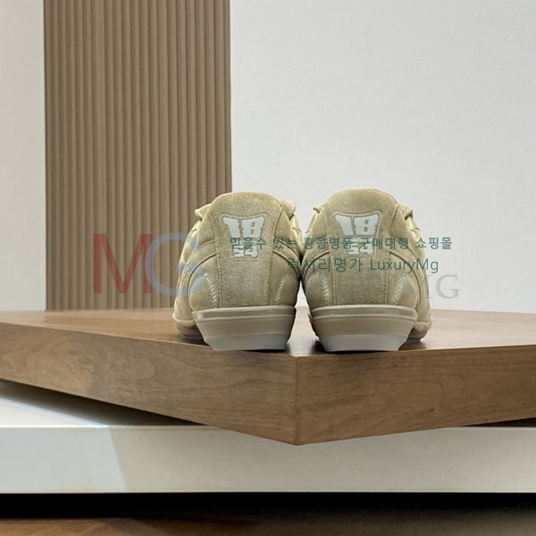 �������� ���̺��� ����Ŀ�� 1LV358801-4