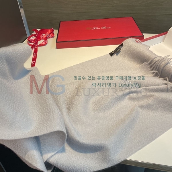 η* ÷/ī 2LP366042-1