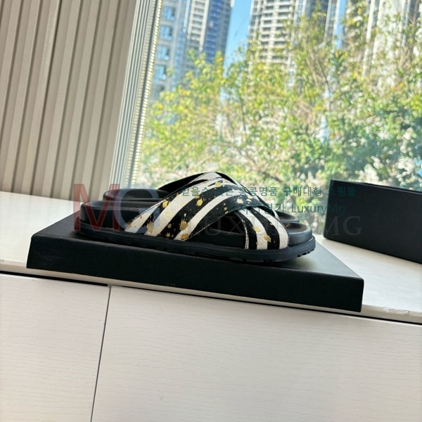 ���� ���ζ� ������ YSL886990-1