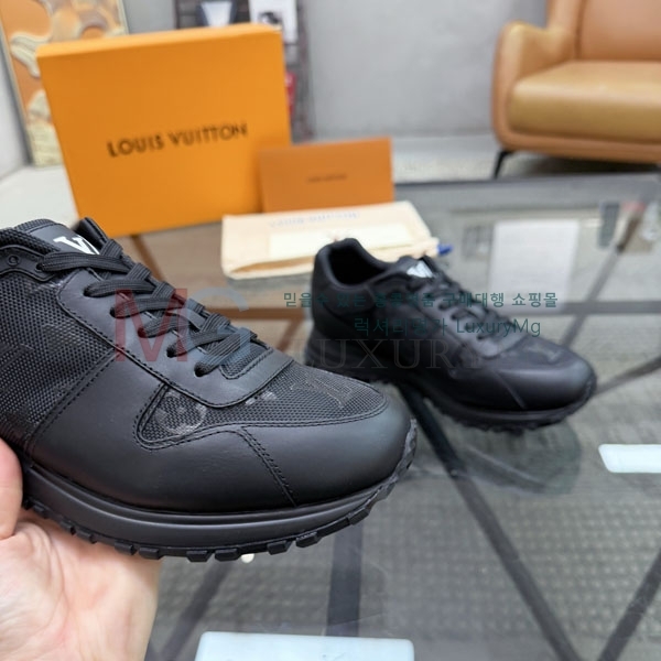 ���� ���̺��� ����Ŀ�� AA551206-1