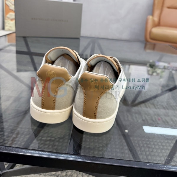 ���� ���ڷ� ��ġ�ڸ� ����Ŀ�� B3C10440-11