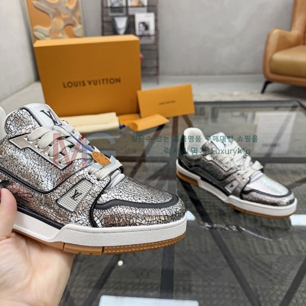 ���� ����*�� ����Ŀ�� LV5675543-2