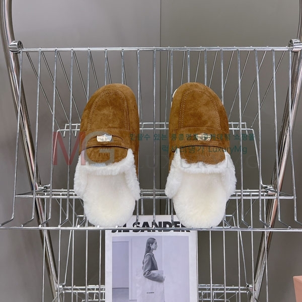 ���� �̿�̿� �� ������ M6111403