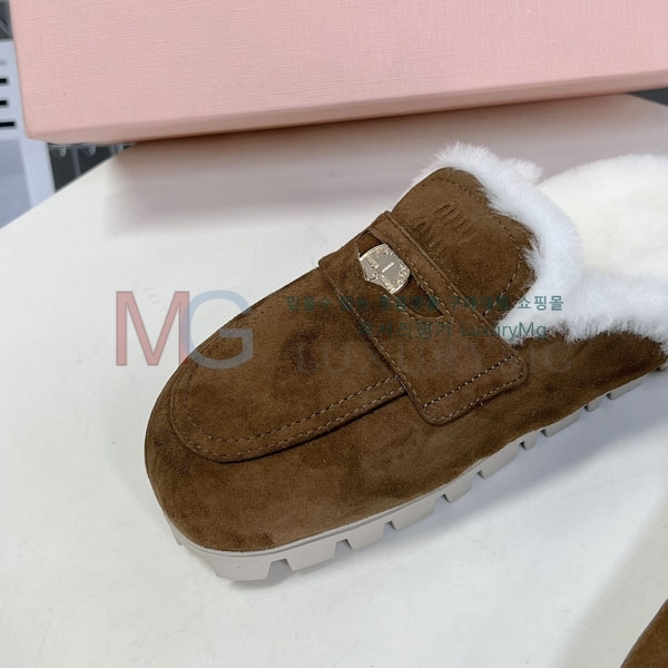 ���� �̿�̿� �� ������ M6111403